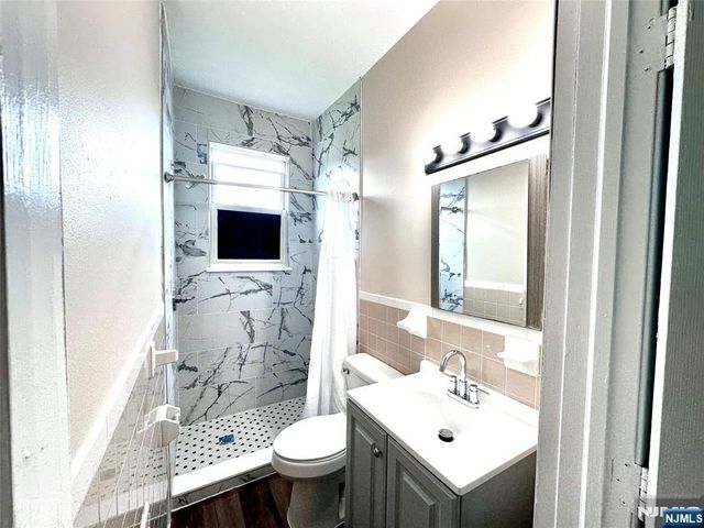 25 Market Street 3, Garfield, NJ 07026