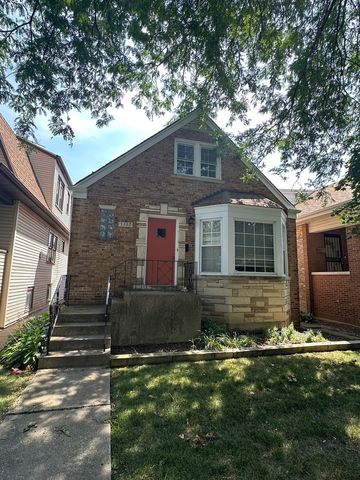 5137 N Lowell Avenue, Chicago, IL 60630