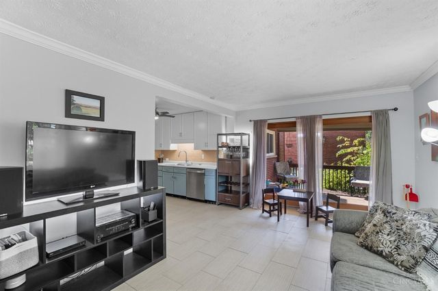 6617 Kirkland Drive, Cincinnati, OH 45224