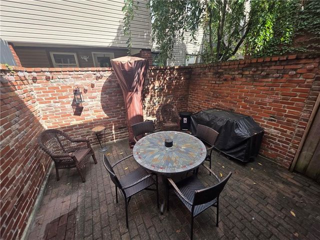 604 Middle St, Central North Side, PA 15212