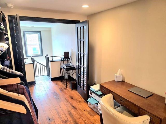 604 Middle St, Central North Side, PA 15212