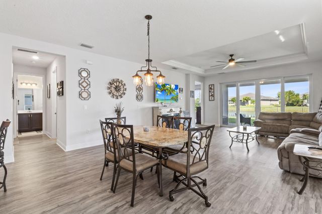 10009 SW Trumpet Tree Circle, Port St Lucie, FL 34987