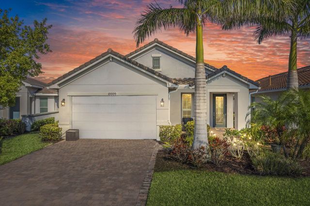 10009 SW Trumpet Tree Circle, Port St Lucie, FL 34987