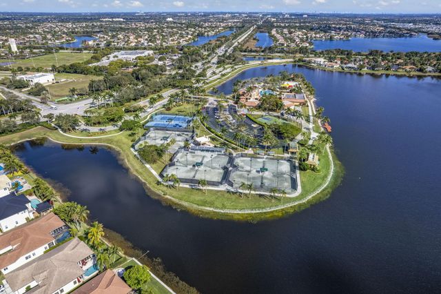 10009 SW Trumpet Tree Circle, Port St Lucie, FL 34987