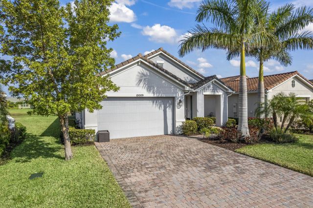 10009 SW Trumpet Tree Circle, Port St Lucie, FL 34987