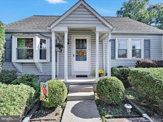 3011 ELM RD, Reading, PA 19605