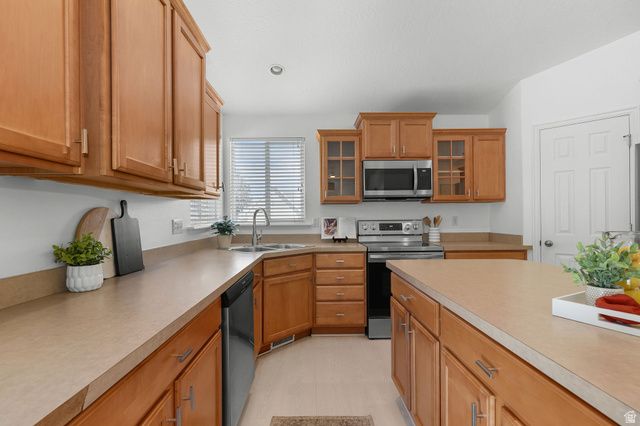 3720 W CRANBERRY LOOP, Lehi, UT 84043