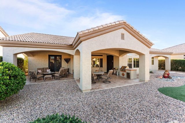 14732 W CARBINE Court, Sun City West, AZ 85375