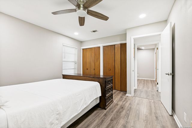 2811 Chisolm Trl, San Antonio, TX 78217