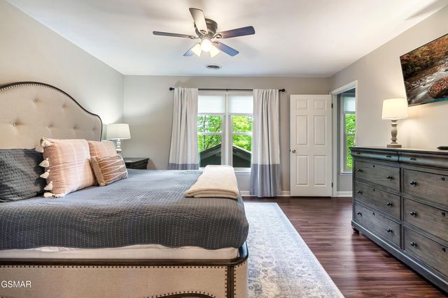 3282 Emerald Springs Loop, Pigeon Forge, TN 37862