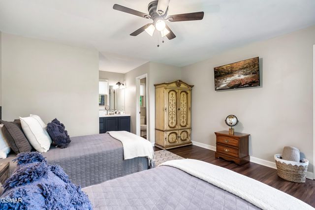3282 Emerald Springs Loop, Pigeon Forge, TN 37862