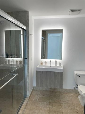 350 S Miami Ave 1702, Miami, FL 33130