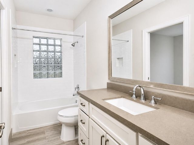 215 Willow Street, Shenandoah, TX 77384