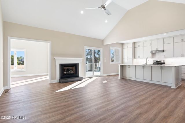 3223 St Andrews Circle SE, Southport, NC 28461