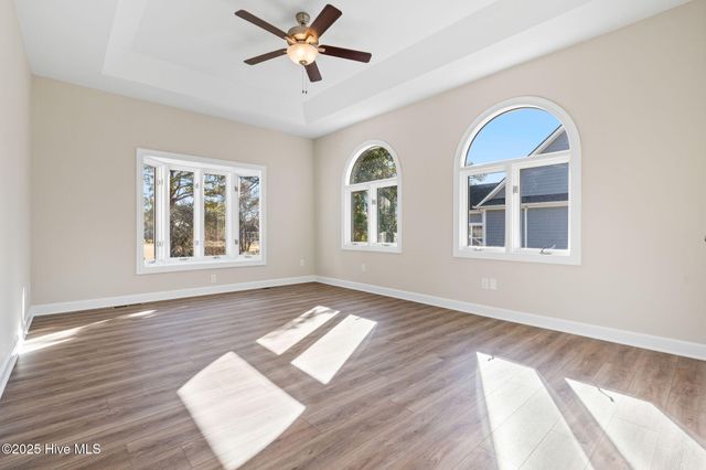 3223 St Andrews Circle SE, Southport, NC 28461