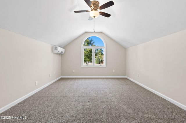 3223 St Andrews Circle SE, Southport, NC 28461