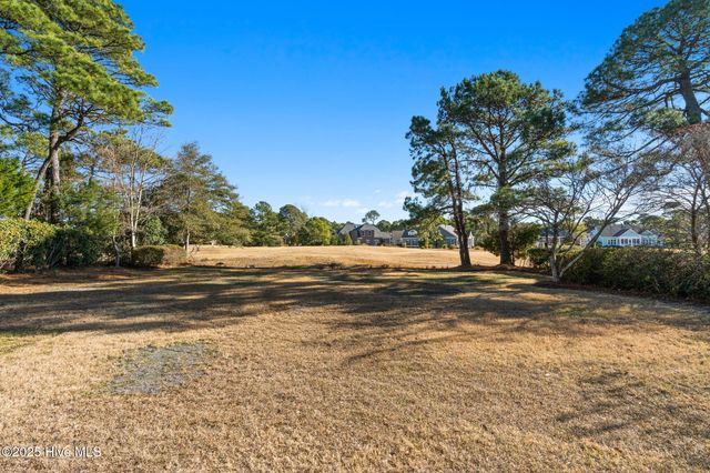 3223 St Andrews Circle SE, Southport, NC 28461