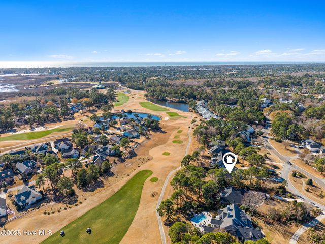 3223 St Andrews Circle SE, Southport, NC 28461