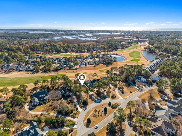 3223 St Andrews Circle SE, Southport, NC 28461