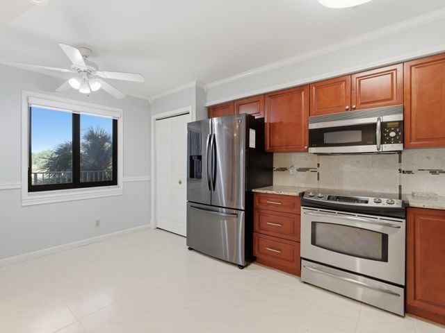 14475 N Strathmore Lane 308, Delray Beach, FL 33446