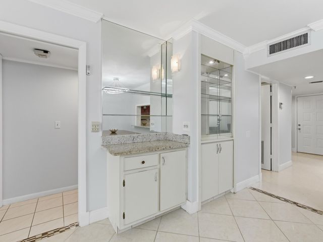14475 N Strathmore Lane 308, Delray Beach, FL 33446