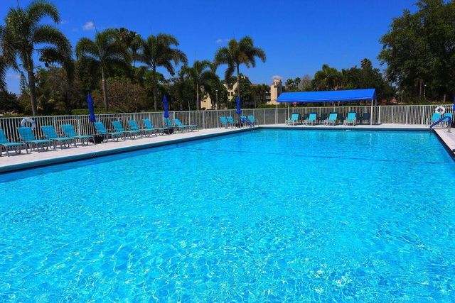 14475 N Strathmore Lane 308, Delray Beach, FL 33446