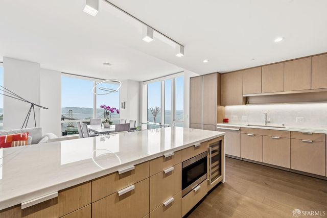 488 Folsom Street 4701, San Francisco, CA 94105