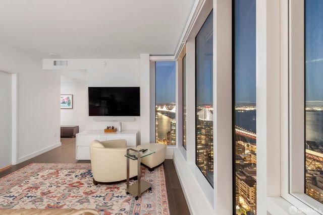 488 Folsom Street 4701, San Francisco, CA 94105