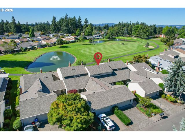 9520 Sw LAKESIDE Dr, Tigard, OR 97224