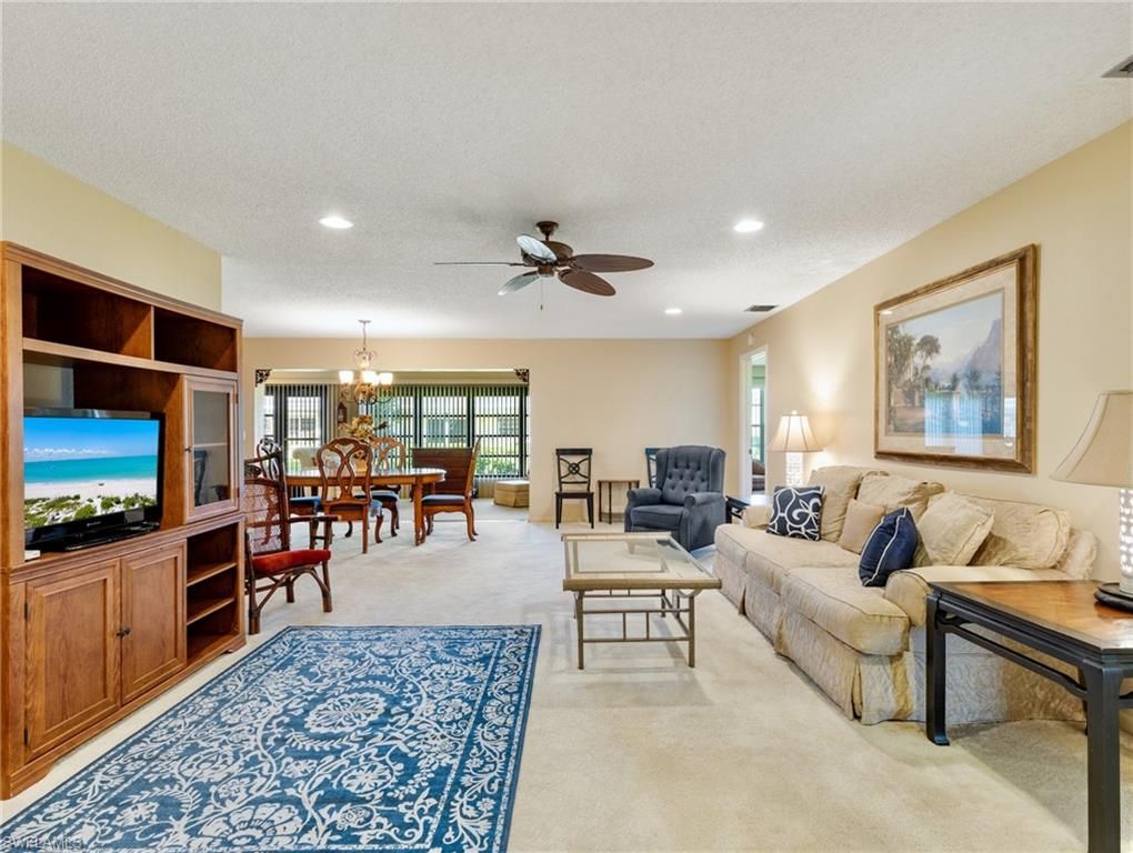 1239 Broadwater DR, FORT MYERS, FL 33919 — photo 4