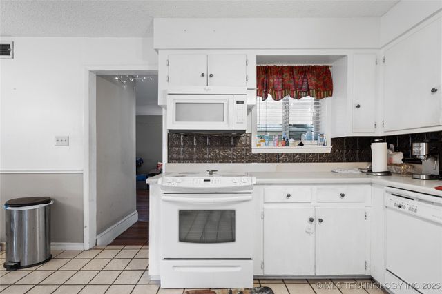 703 Cottonwood Street, Ardmore, OK 73401