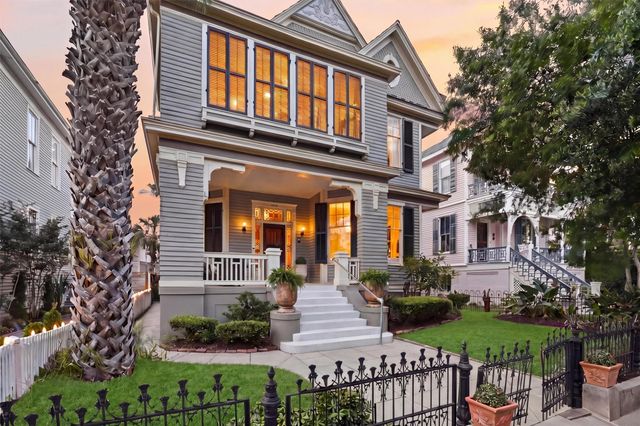 1516 Ball, Galveston, TX 77550