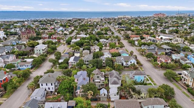 1516 Ball, Galveston, TX 77550