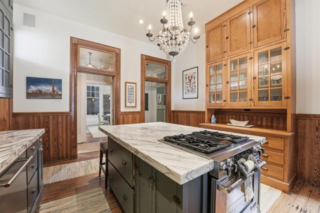 1516 Ball, Galveston, TX 77550