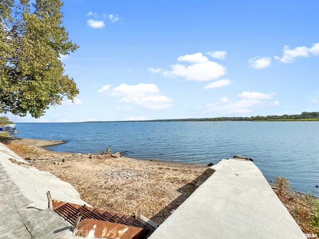 4218 N GALENA Road, Peoria, IL 61614