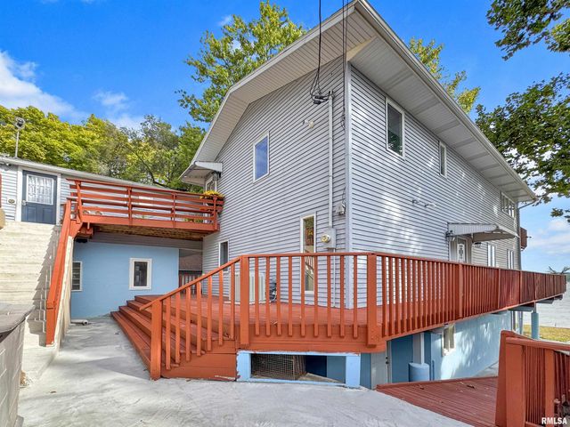 4218 N GALENA Road, Peoria, IL 61614