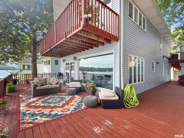 4218 N GALENA Road, Peoria, IL 61614