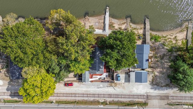 4218 N GALENA Road, Peoria, IL 61614