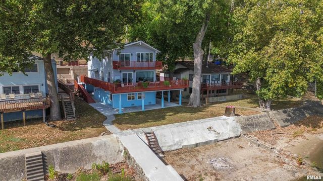 4218 N GALENA Road, Peoria, IL 61614