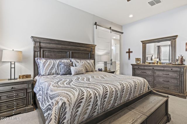 5111 E VILLAGE Drive, Scottsdale, AZ 85254