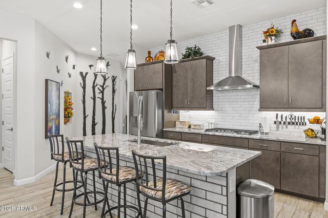 5111 E VILLAGE Drive, Scottsdale, AZ 85254