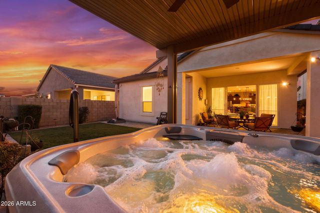 5111 E VILLAGE Drive, Scottsdale, AZ 85254