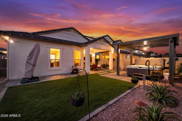 5111 E VILLAGE Drive, Scottsdale, AZ 85254