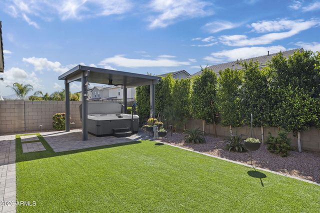 5111 E VILLAGE Drive, Scottsdale, AZ 85254