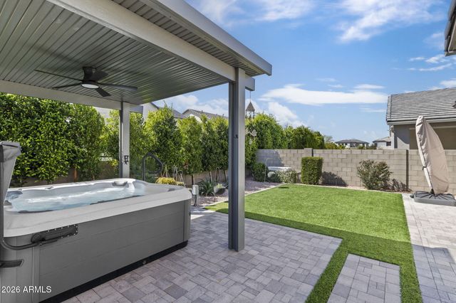 5111 E VILLAGE Drive, Scottsdale, AZ 85254