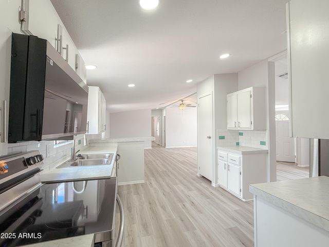 12721 W Greenway Road 39, El Mirage, AZ 85335