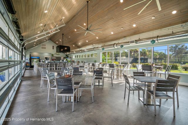 5018 Elm Leaf Drive, Brooksville, FL 34601