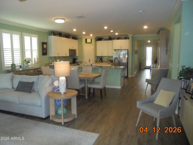 3959 E LIBERTY Lane E, Gilbert, AZ 85296