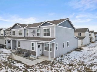301 S 4th Ct, Deer Trail, CO 80105