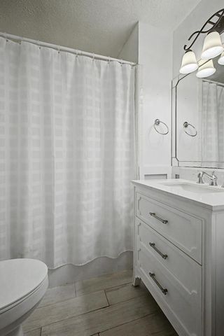 225 E Lakeside Dr., Hattiesburg, MS 39402